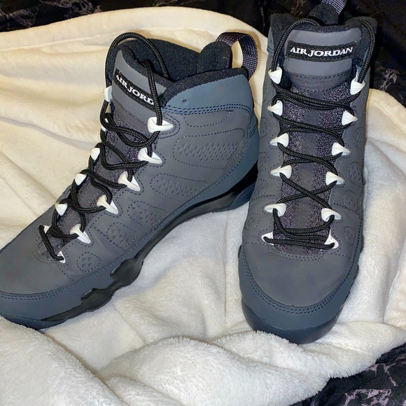 jordans 9 size 7